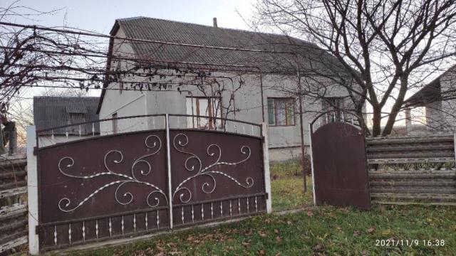 Продам будинок в селі старий Почаїв