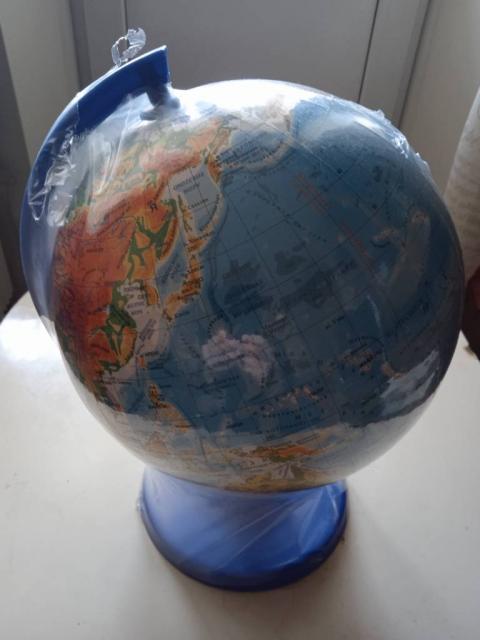 Глобус Географический, новый, Польша, пластик, d-22 см