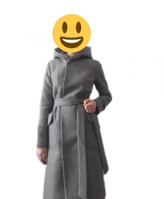 Жіноче пальто.