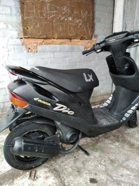 Продам скутер Honda Dio 27