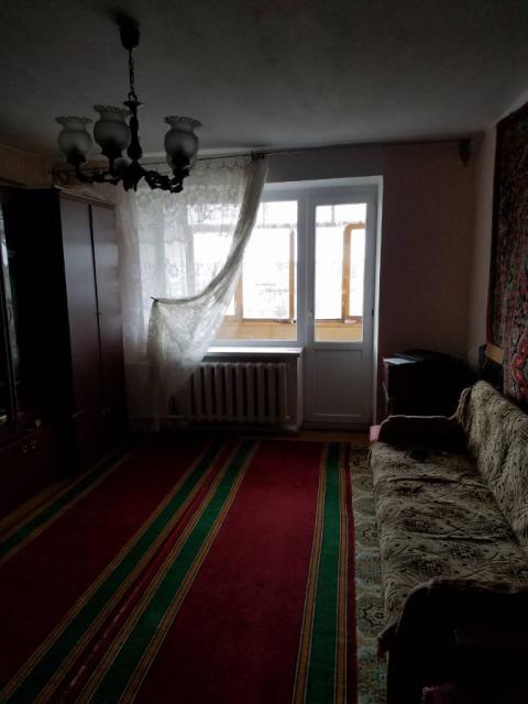 Продам двухкомнатную квартиру в 4 км от Полтавы, смт Терешки