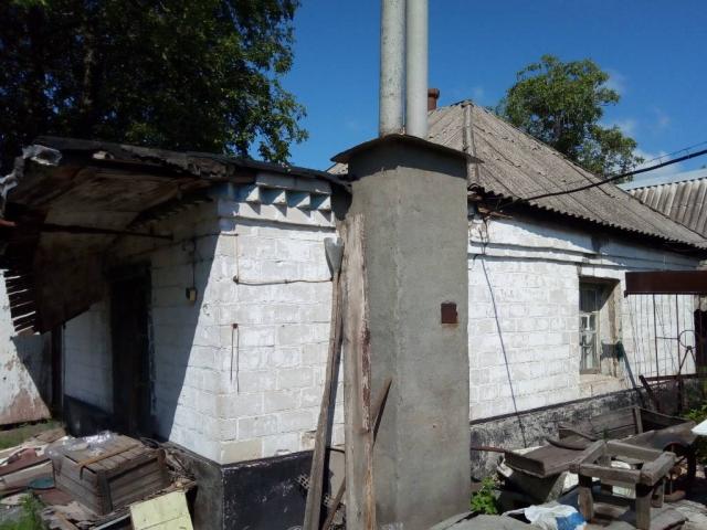 Продам дом с участком 13 соток в г.Верховцево Днепропетровская обл.