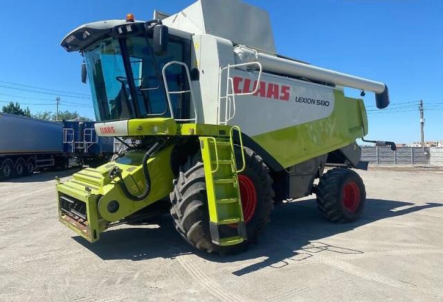 Уборка зерновых Claas Lexion 580