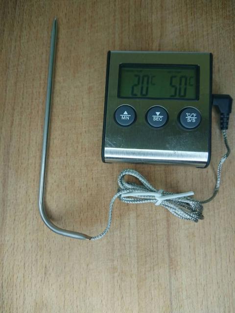Термометр із сигналізатором