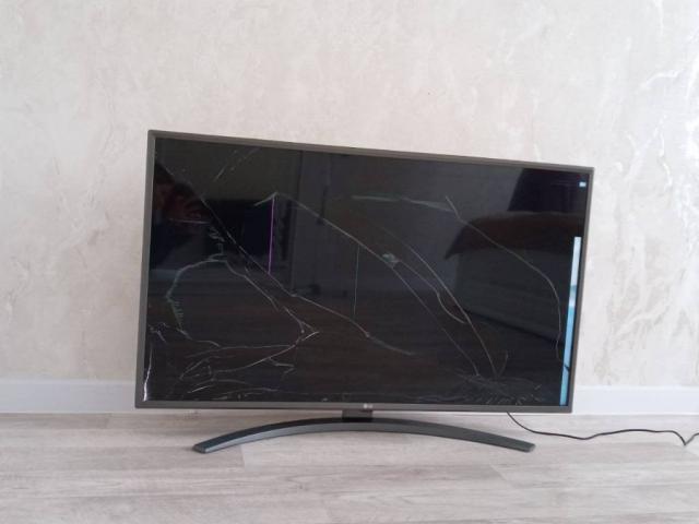 Телевізор LG 43UN81006LB (108/43)SMART TV