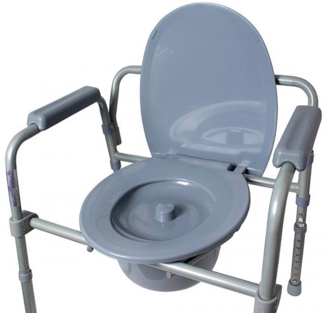 Нове крісло-туалет Ridni CARE