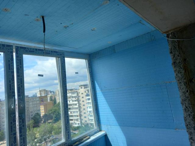 Ремонт утеплення балкону під ключ