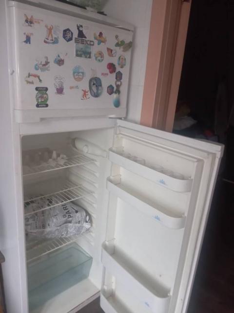 Продам холодильник Веко в хорошем состоянии 1500 грн