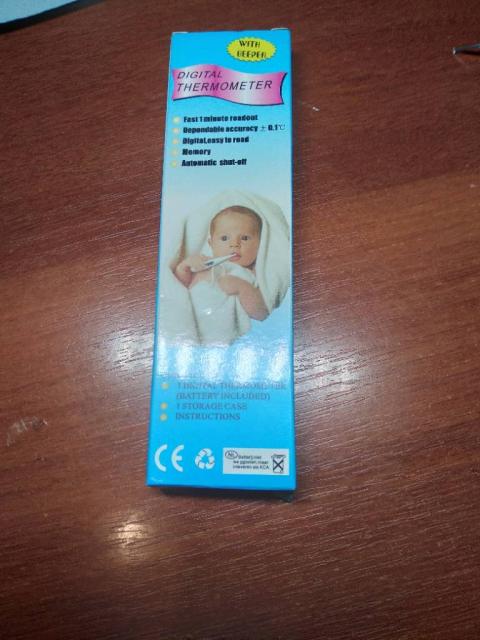 Продам дитячий електронний термометр