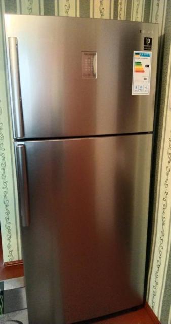 Продам Холодильник RT53K6330SL з верхньою морозильною камерою з технологією Twin Cooling Plus™, 530 л