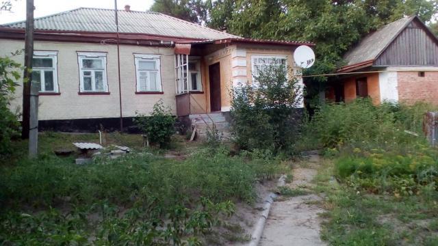 Продам будинок в Богуславі 