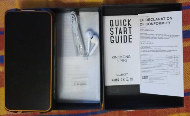 Продам в руки на запчастини/відновлення умільцю смартфон KingKong 5Pro
