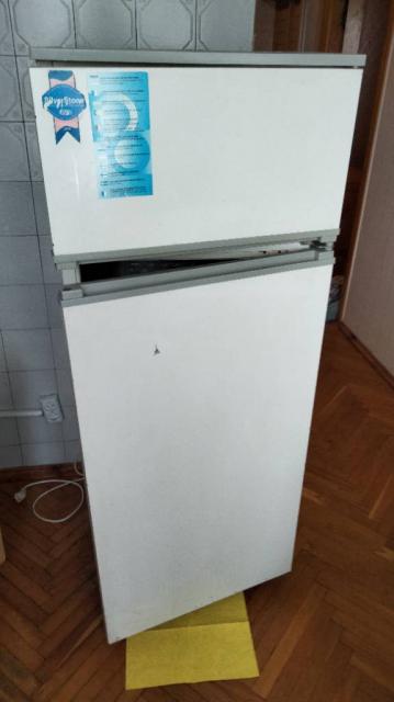 двокамерний холодильник Донбас 214-1