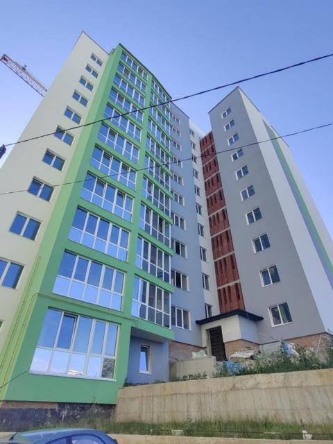Продаж сирої однокімнатної квартири по вулиці Яреми, без комісії