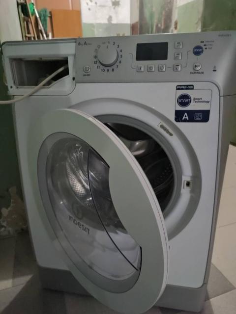 Продам пральну машину Індезит