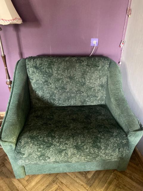 Продажа : Кресло , раскладное , не новое