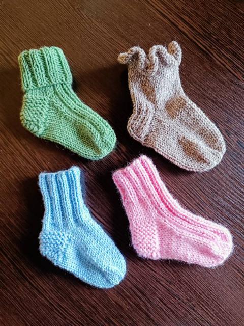 Детские носки ручной работы
