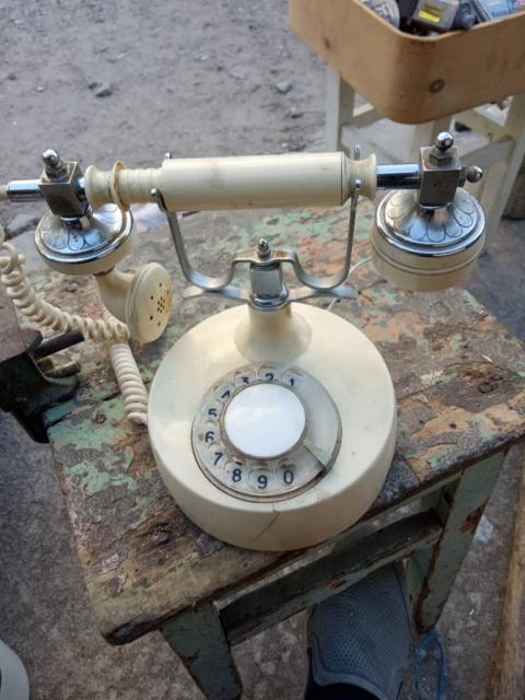 Продам ретро телефон советской эпохи