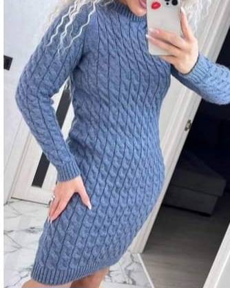 Платье новое вязаное р 48 50 цвет синее очень теплое на любую фигуру
