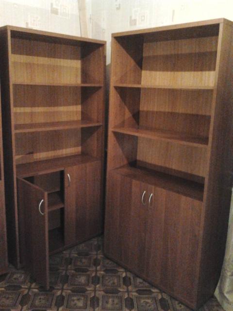 Шкафы для книг классика