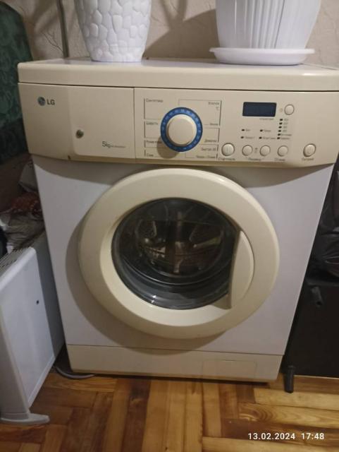 Продам стиральную машину автомат б/у.