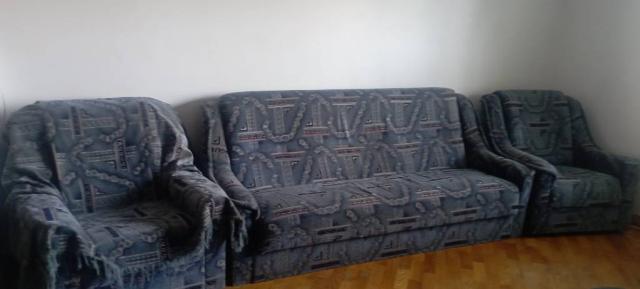 М'який диван і два крісла