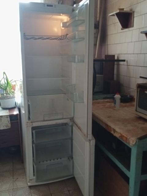 Холодильник електролюкс розміри 60 х 60 х 201 сантиметр