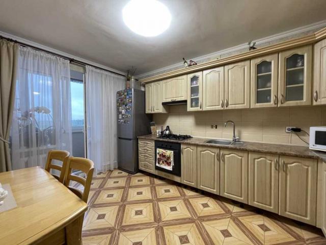 продаж 3-к квартира Хмельницький, 72500 $