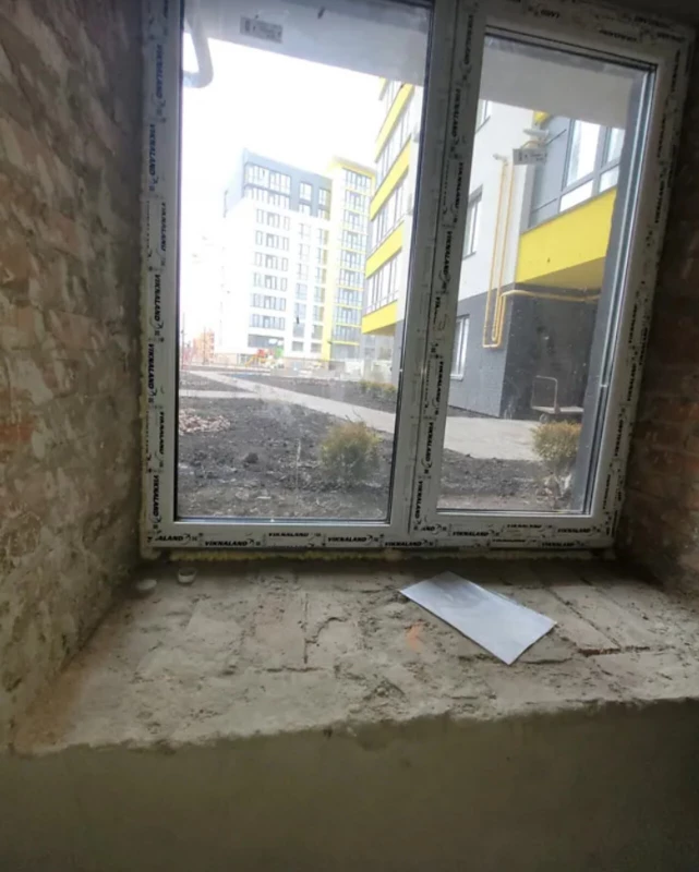 Комерційна нерухомість – 35 м², Тернополь — 10/15