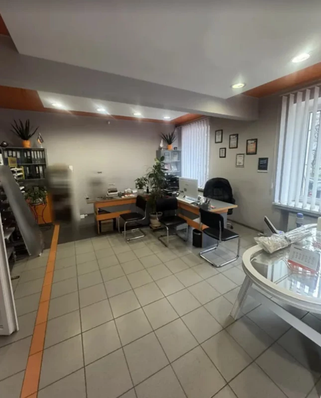 Комерційна нерухомість – 50 м²