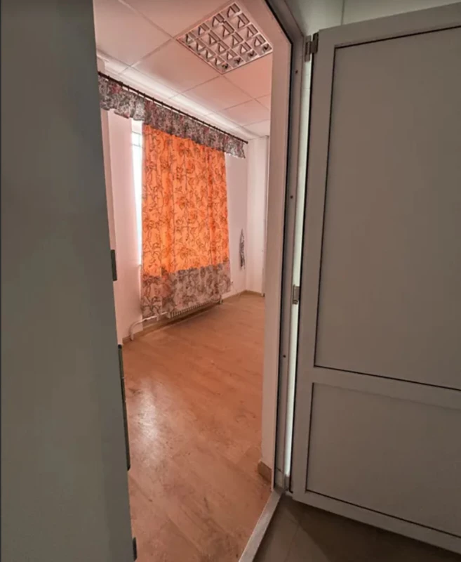 Комерційна нерухомість – 127 м², Тернополь — 13/15