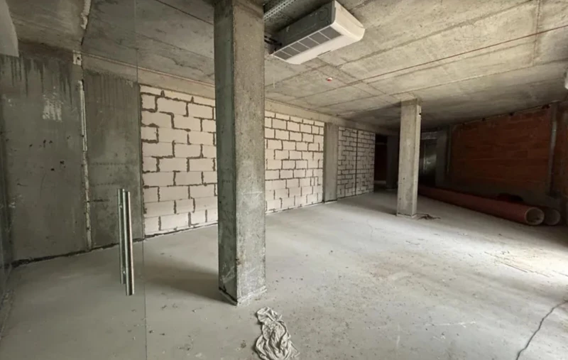 Комерційна нерухомість – 168 м²