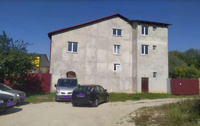 Комерційна нерухомість – 409 м²