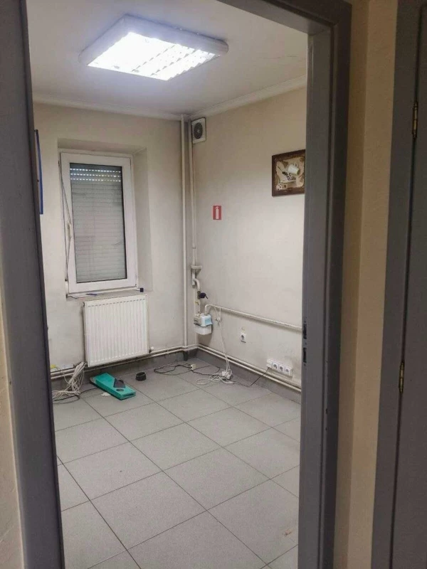 Комерційна нерухомість – 133 м², Тернополь — 9/12