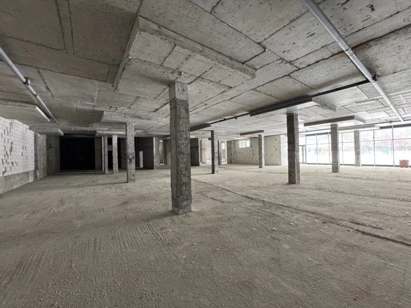 Комерційна нерухомість – 1007.1 м², Кременец — 7/15