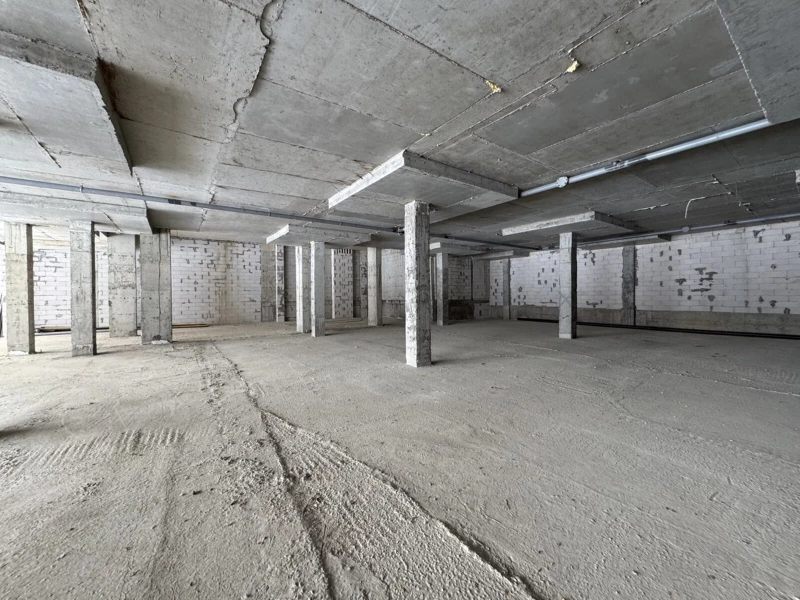 Комерційна нерухомість – 1007.1 м², Кременец — 11/15