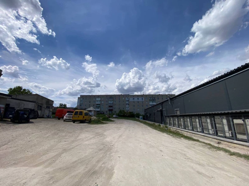 Комерційна нерухомість – 821.8 м², Кременец — 10/15