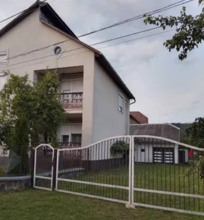 Будинок с. Керецьки  Хустського району Закарпатської області