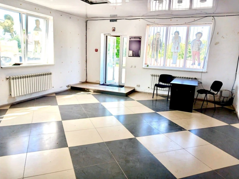 Комерційна нерухомість – 104.2 м², Шумск — 6/15