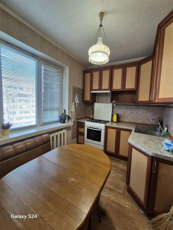 Квартира 3-кімн. продаж Бровари – 70 м²