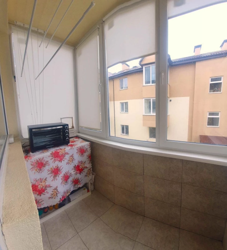 Квартира 2-кімн. продаж Погреби – 37 м², Погребы — 6/15