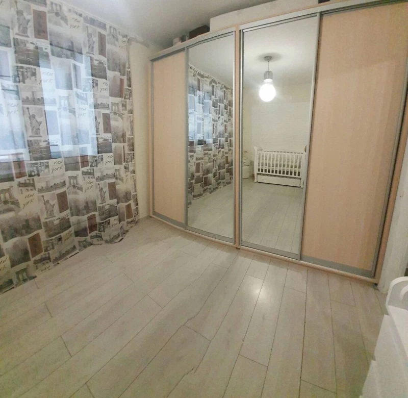 Квартира 2-кімн. продаж Погреби – 37 м², Погребы — 9/15