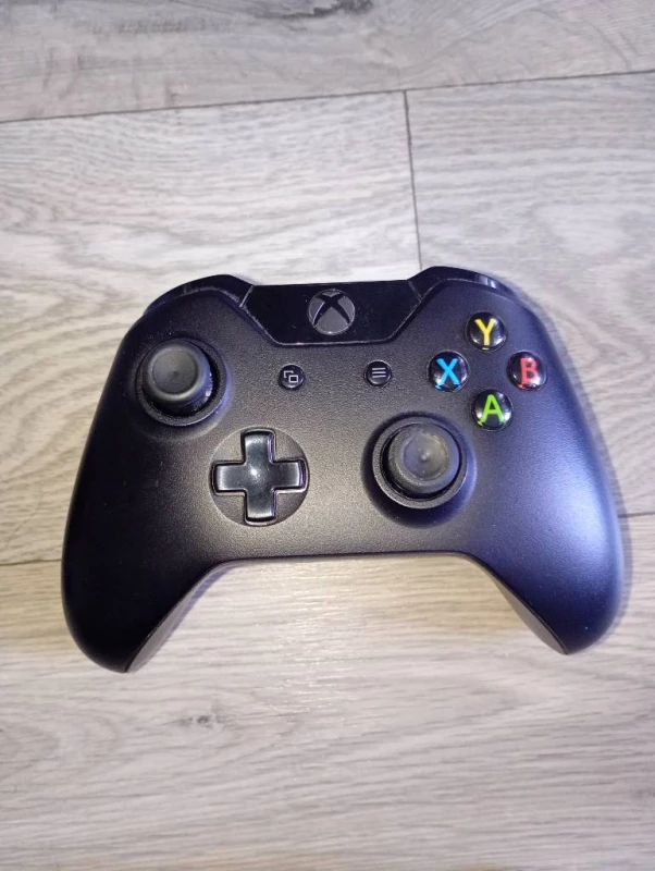 Геймпади xbox one, Кривий Ріг — 2/4