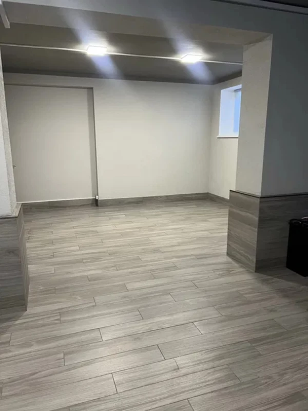 Комерційна нерухомість – 38 м², Софіївська Борщагівка — 13/15