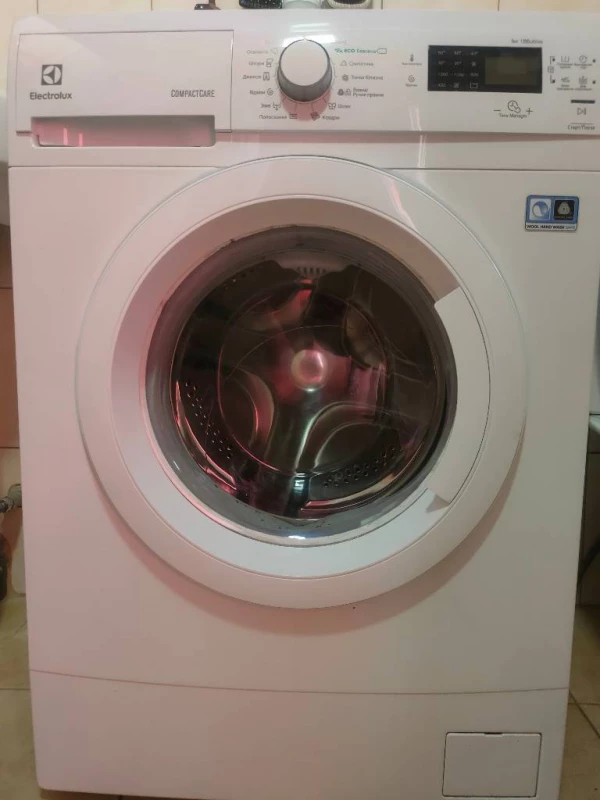 Стиральная машинка Electrolux CompactCare, б/у