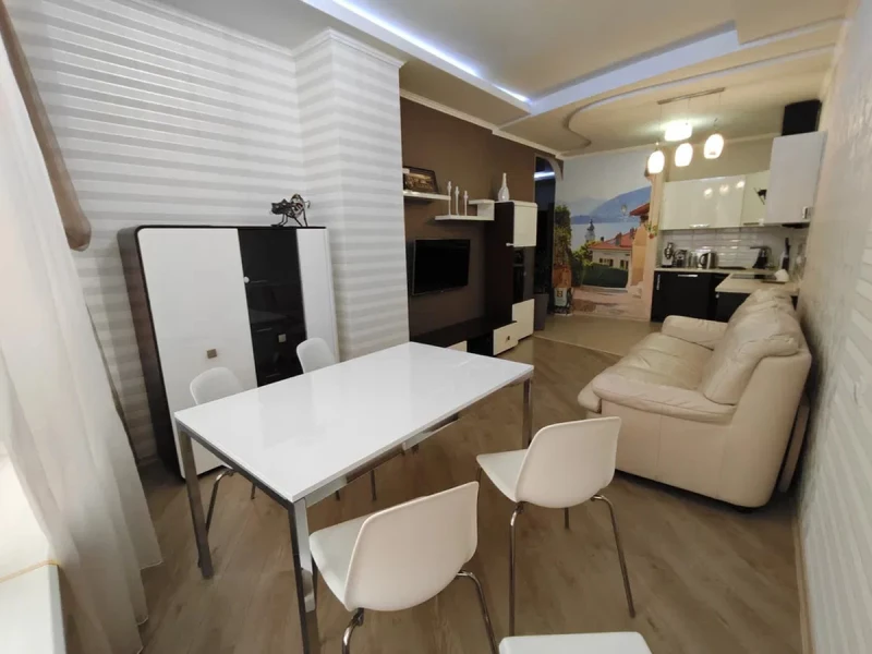 Квартира 3-кімн. оренда Одеса, Приморский – 88 м²