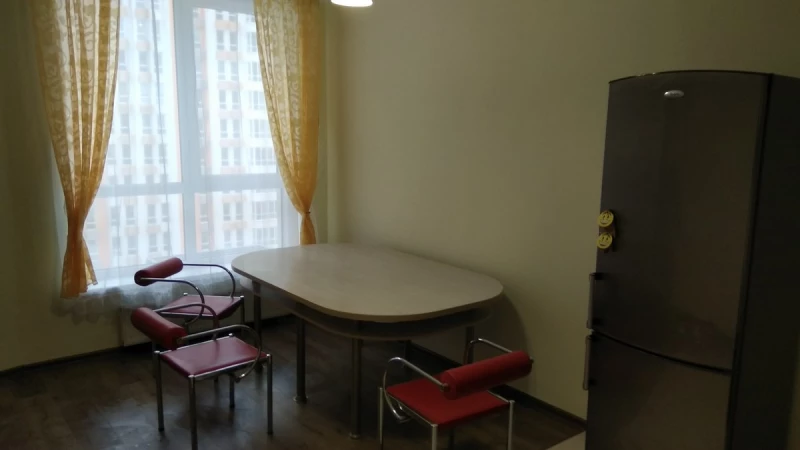 Квартира 2-кімн. оренда Київ, Шевченковский – 36 м², Київ — 1/10