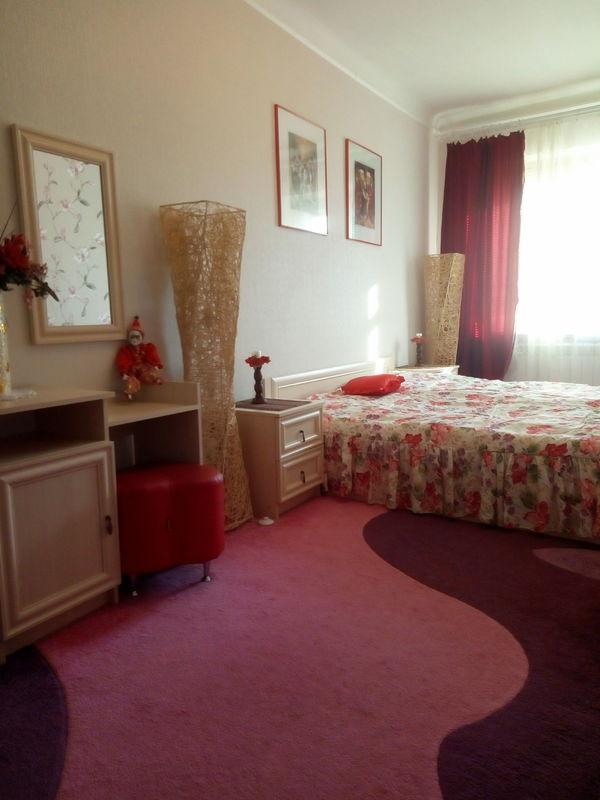 Квартира 2-кімн. оренда Київ, Печерский – 35 м², Киев — 1/15