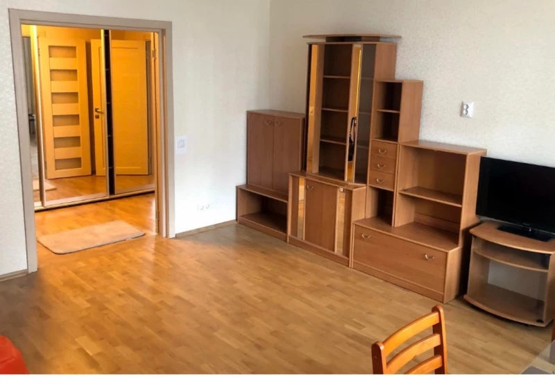Квартира 2-кімн. оренда Київ, Голосеевский – 35 м², Київ — 10/15