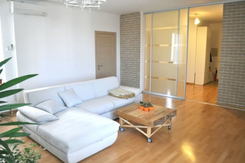 Квартира 2-кімн. оренда Київ, Соломенский – 81 м², Київ — 3/10